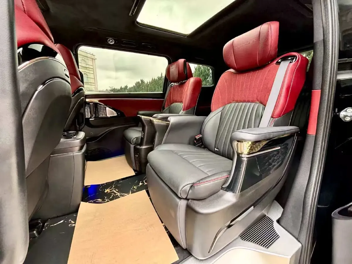 2024 GAC Trumpchi M8 2.0T 252HP L4 8AT,autocango,china used car exporter,china ev exporter,chinese used car exporter,chinese used ev exporter