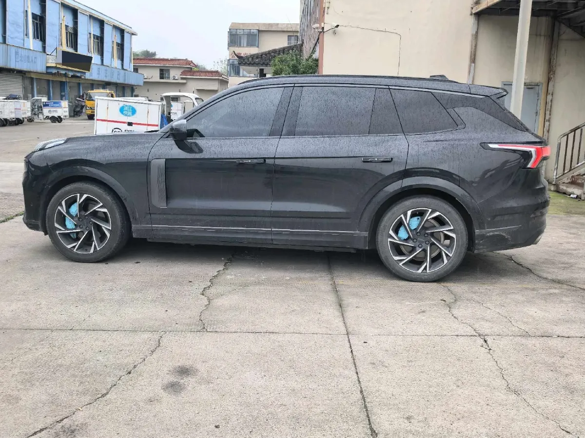 2021 Kia Carnival 2.0T 233HP L4 8AT,autocango,china used car exporter,china ev exporter,chinese used car exporter,chinese used ev exporter