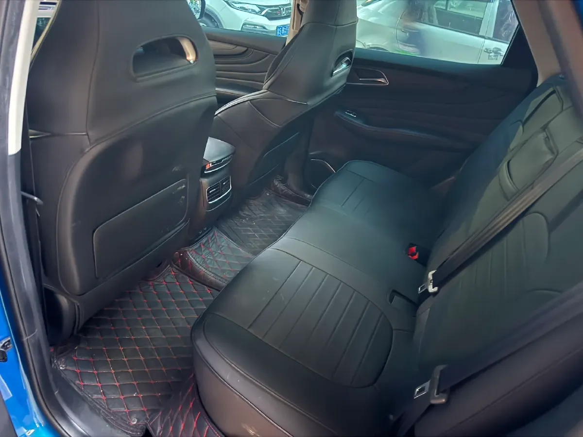 2018 MG HS 2.0T 231HP L4 6DCT,autocango,china used car exporter,china ev exporter,chinese used car exporter,chinese used ev exporter