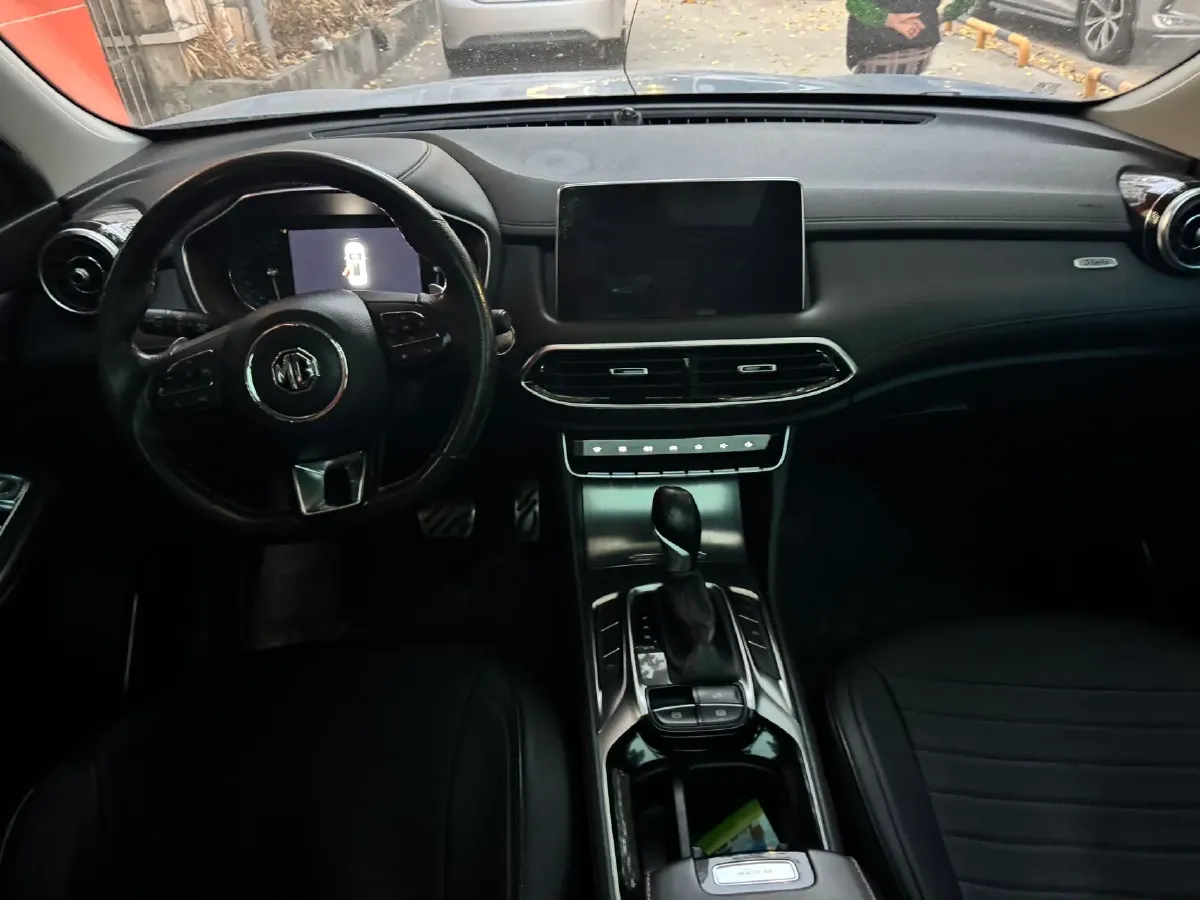 2018 MG HS 2.0T 231HP L4 6DCT,autocango,china used car exporter,china ev exporter,chinese used car exporter,chinese used ev exporter