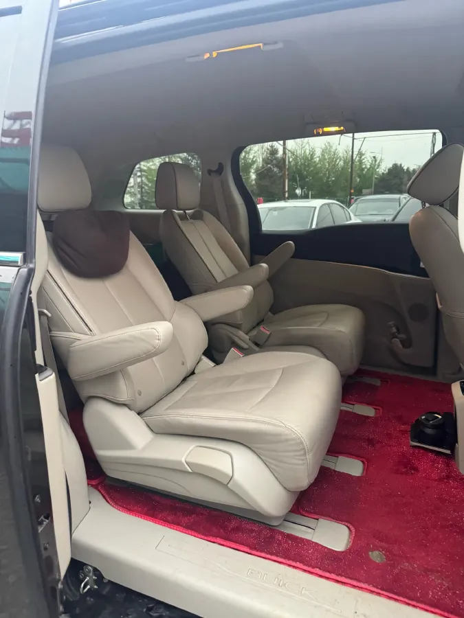 2021 Buick GL8 2.0T 237HP L4 9AT,autocango,china used car exporter,china ev exporter,chinese used car exporter,chinese used ev exporter