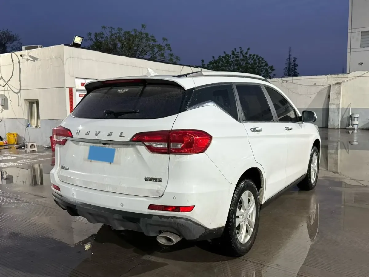 2019 Haval M6 1.5T 150HP L4 6MT,autocango,china used car exporter,china ev exporter,chinese used car exporter,chinese used ev exporter
