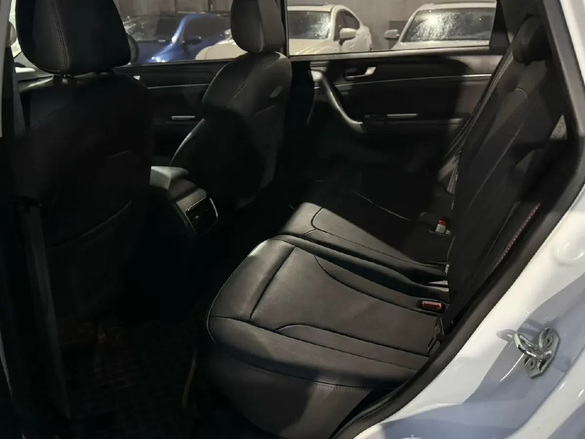 2019 Haval M6 1.5T 150HP L4 6MT,autocango,china used car exporter,china ev exporter,chinese used car exporter,chinese used ev exporter