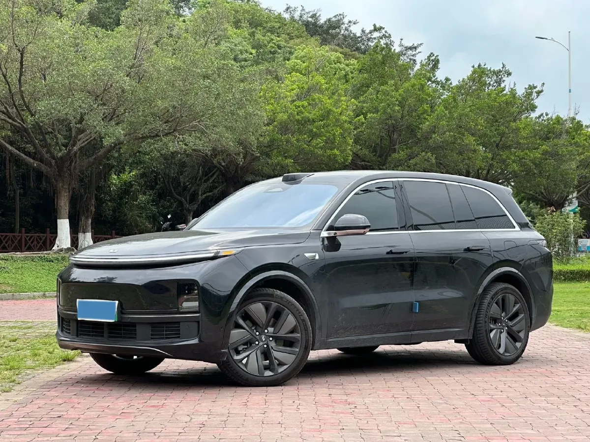 2024 Toyota Granvia 2.5L 189HP L4 E-CVT Hybrid,autocango,china used car exporter,china ev exporter,chinese used car exporter,chinese used ev exporter