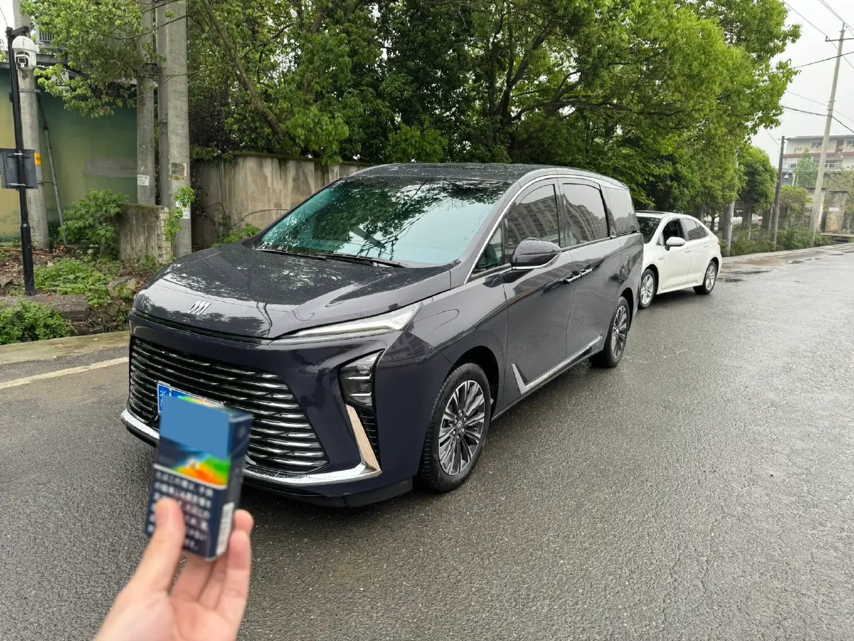 2025 Buick GL8 2.0T 237HP L4 9AT,autocango,china used car exporter,china ev exporter,chinese used car exporter,chinese used ev exporter