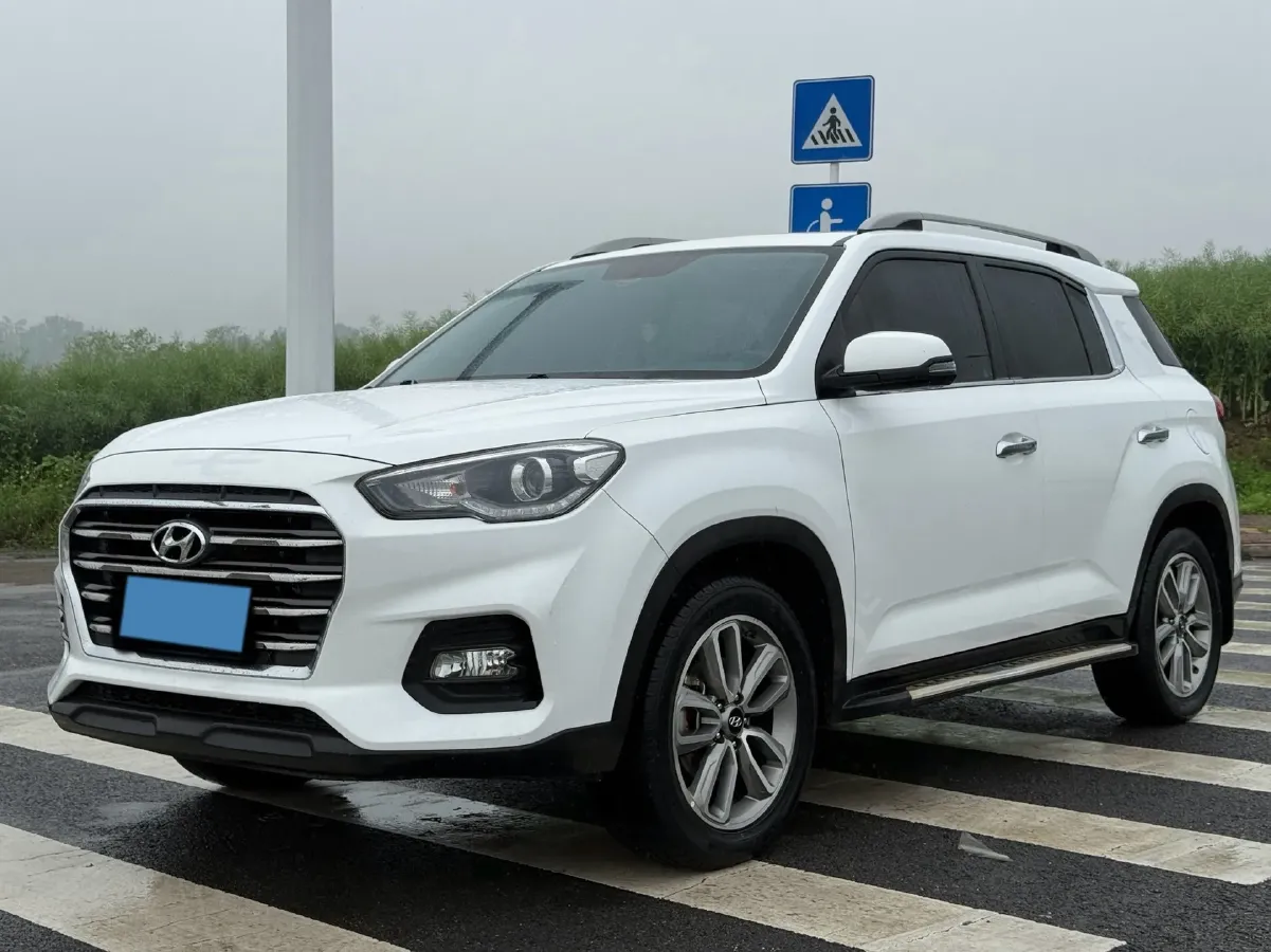 2018 Hyundai ix35 2.0L 160HP L4 6AT,autocango,china used car exporter,china ev exporter,chinese used car exporter,chinese used ev exporter