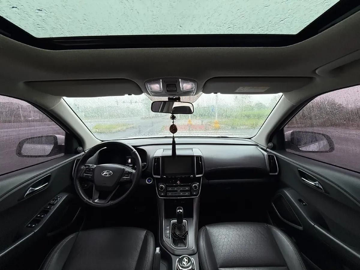 2018 Hyundai ix35 2.0L 160HP L4 6AT,autocango,china used car exporter,china ev exporter,chinese used car exporter,chinese used ev exporter