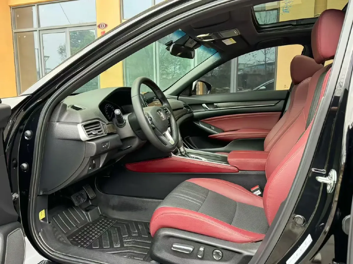 2022 Honda Inspire 1.5T 194HP L4 CVT,autocango,china used car exporter,china ev exporter,chinese used car exporter,chinese used ev exporter