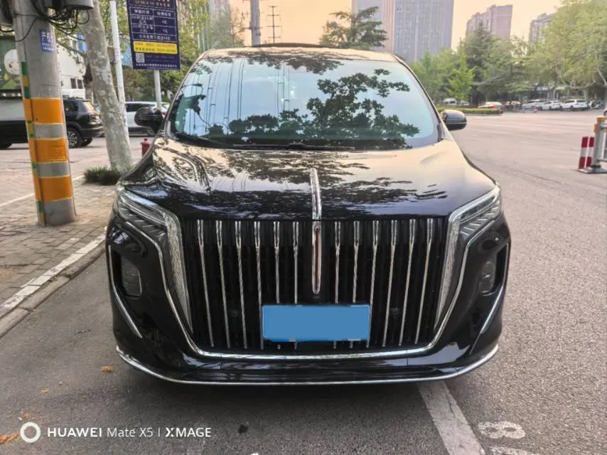 2023 HongQi HQ9 2.0T 252HP L4 8AT,autocango,china used car exporter,china ev exporter,chinese used car exporter,chinese used ev exporter