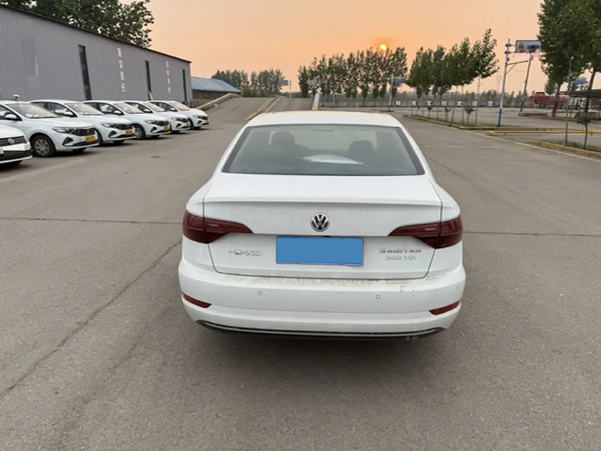 2019 Jeep Renegade 1.3T 173HP L4 7DCT,autocango,china used car exporter,china ev exporter,chinese used car exporter,chinese used ev exporter