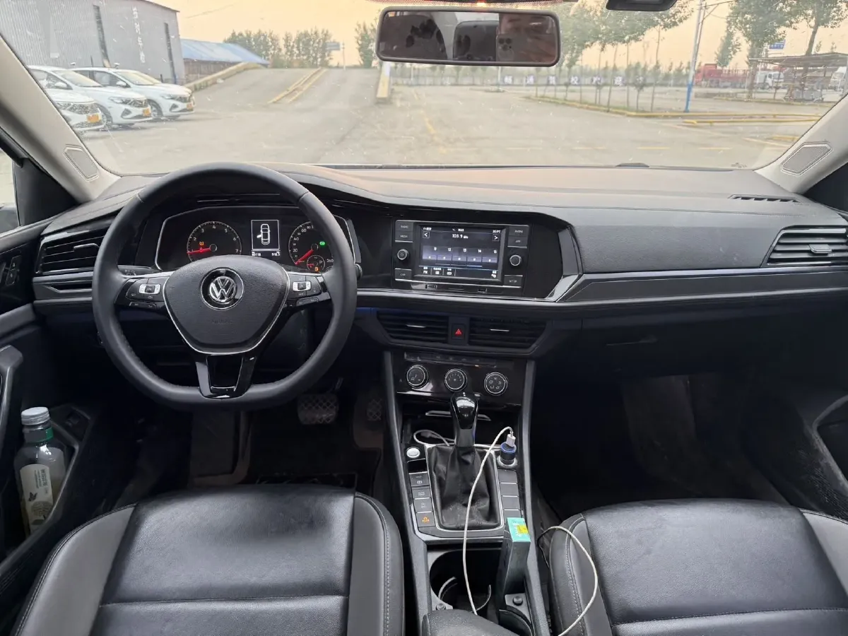 2019 Jeep Renegade 1.3T 173HP L4 7DCT,autocango,china used car exporter,china ev exporter,chinese used car exporter,chinese used ev exporter