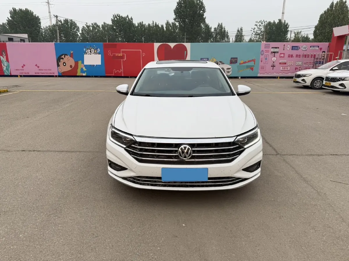 2019 Jeep Renegade 1.3T 173HP L4 7DCT,autocango,china used car exporter,china ev exporter,chinese used car exporter,chinese used ev exporter