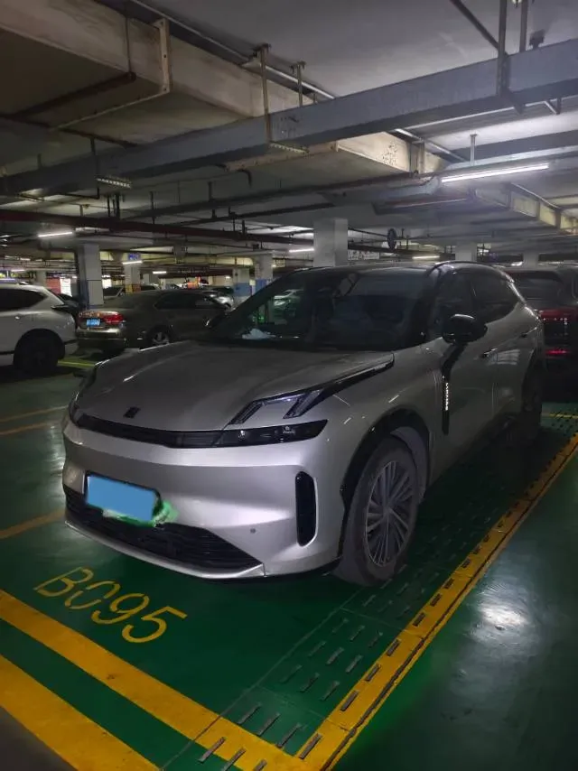 2023 LYNK&CO 08 EM-P 1.5T 163HP L4 3DHT PHEV 21.2KWH,autocango,china used car exporter,china ev exporter,chinese used car exporter,chinese used ev exporter