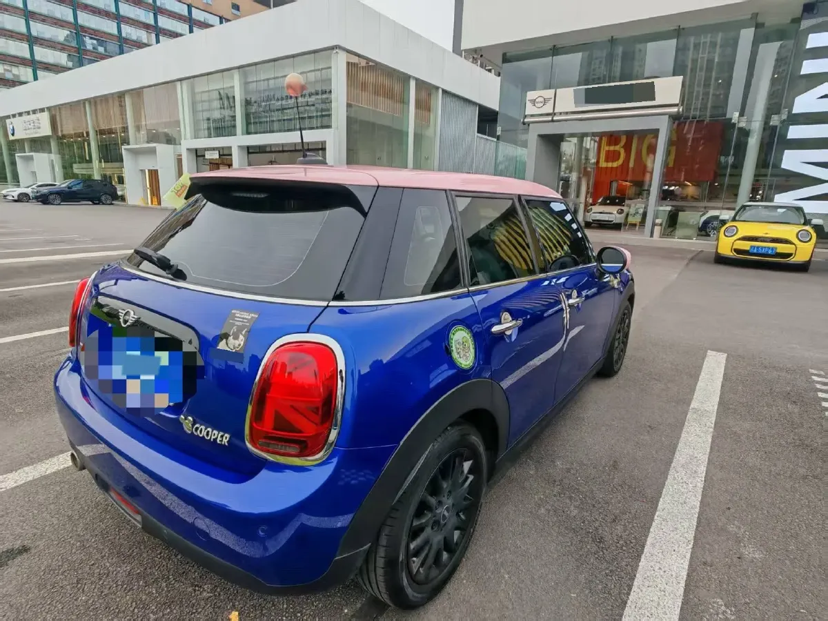 2020 MINI MINI 1.5T 136HP L3 7DCT,autocango,china used car exporter,china ev exporter,chinese used car exporter,chinese used ev exporter