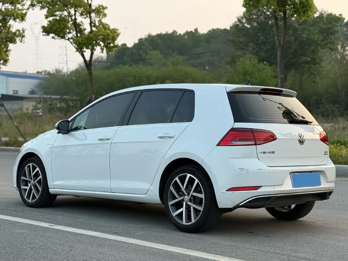 2020 Volkswagen Golf 1.4T 150HP L4 7DCT,autocango,china used car exporter,china ev exporter,chinese used car exporter,chinese used ev exporter