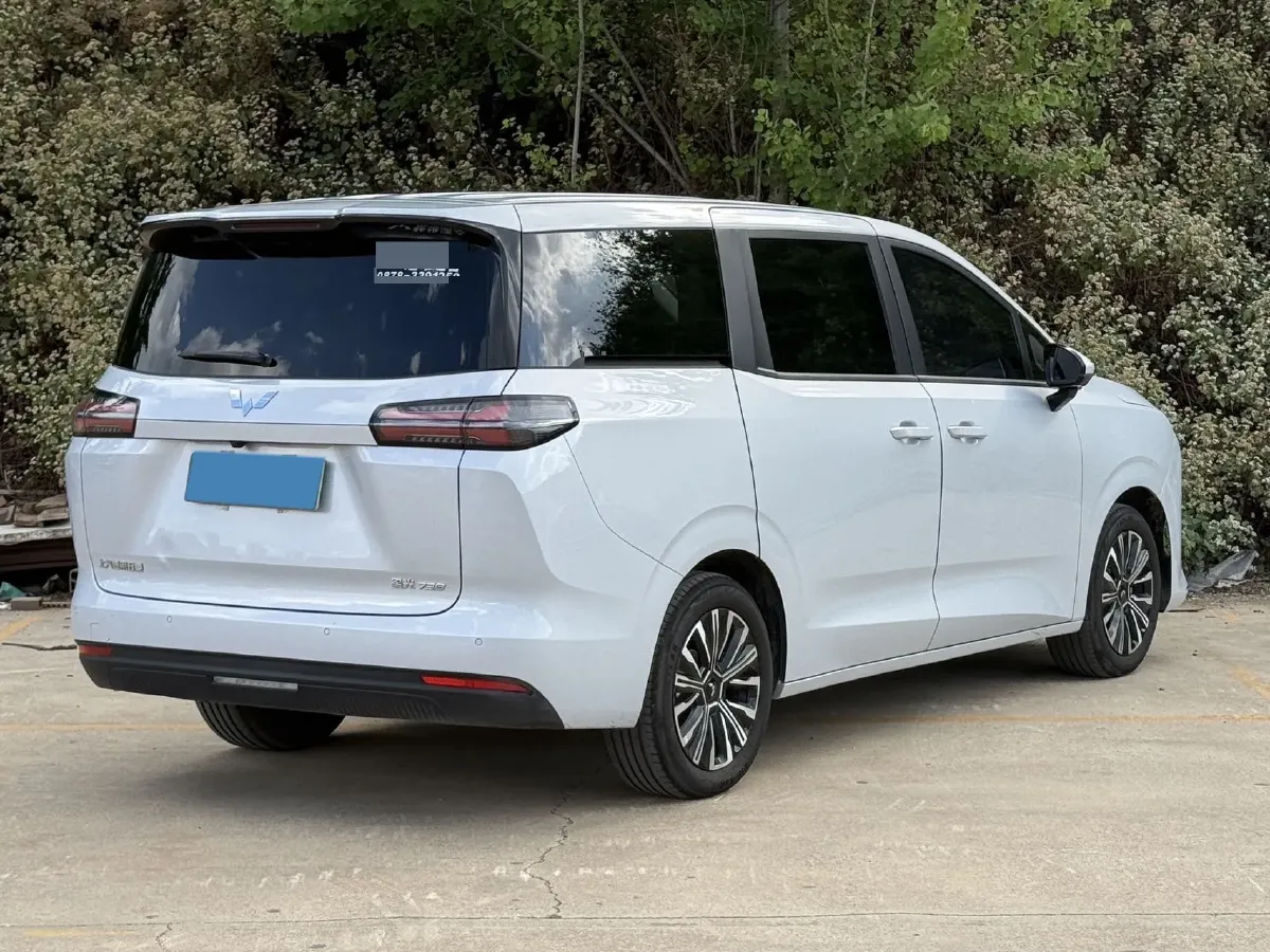 2025 BAW RuiSheng Trump M7 2.0L 144HP L4 8AT,autocango,china used car exporter,china ev exporter,chinese used car exporter,chinese used ev exporter