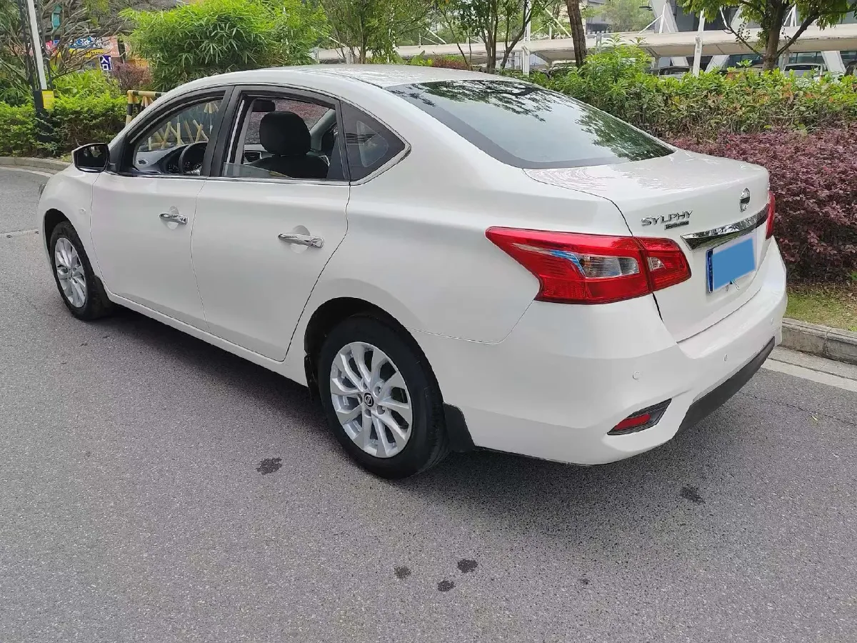 2021 Nissan Sylphy 1.6L 122HP L4 CVT,autocango,china used car exporter,china ev exporter,chinese used car exporter,chinese used ev exporter