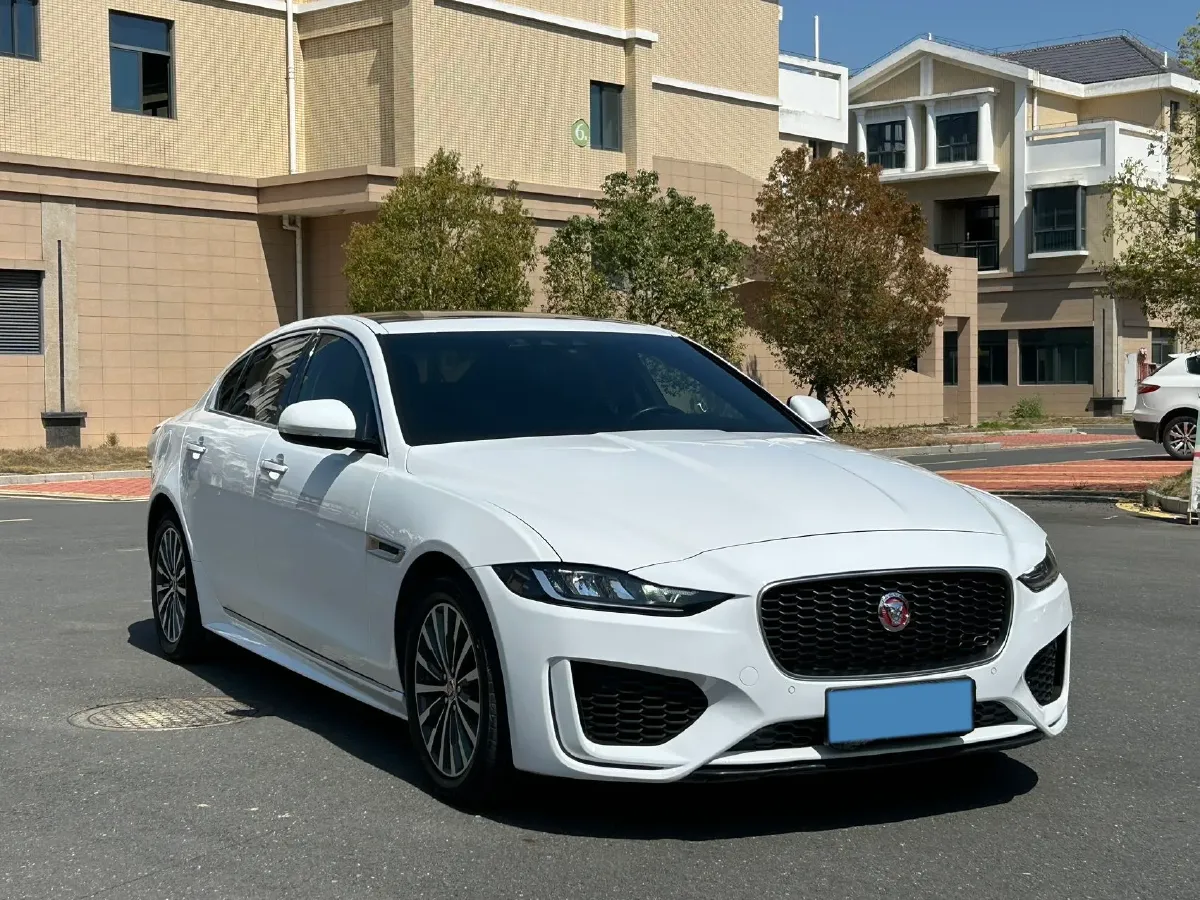 2020 Jaguar XEL 2.0T 200HP L4 8AT,autocango,china used car exporter,china ev exporter,chinese used car exporter,chinese used ev exporter