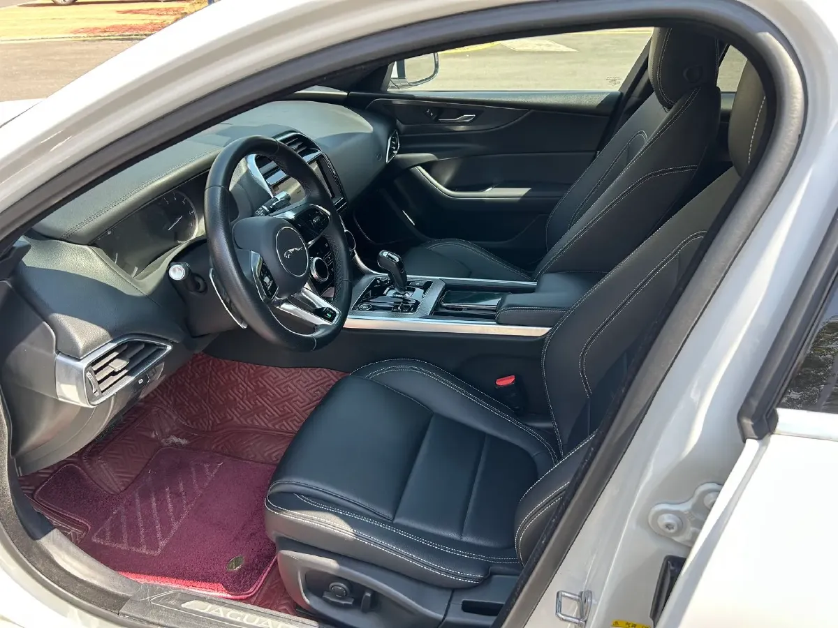 2020 Jaguar XEL 2.0T 200HP L4 8AT,autocango,china used car exporter,china ev exporter,chinese used car exporter,chinese used ev exporter