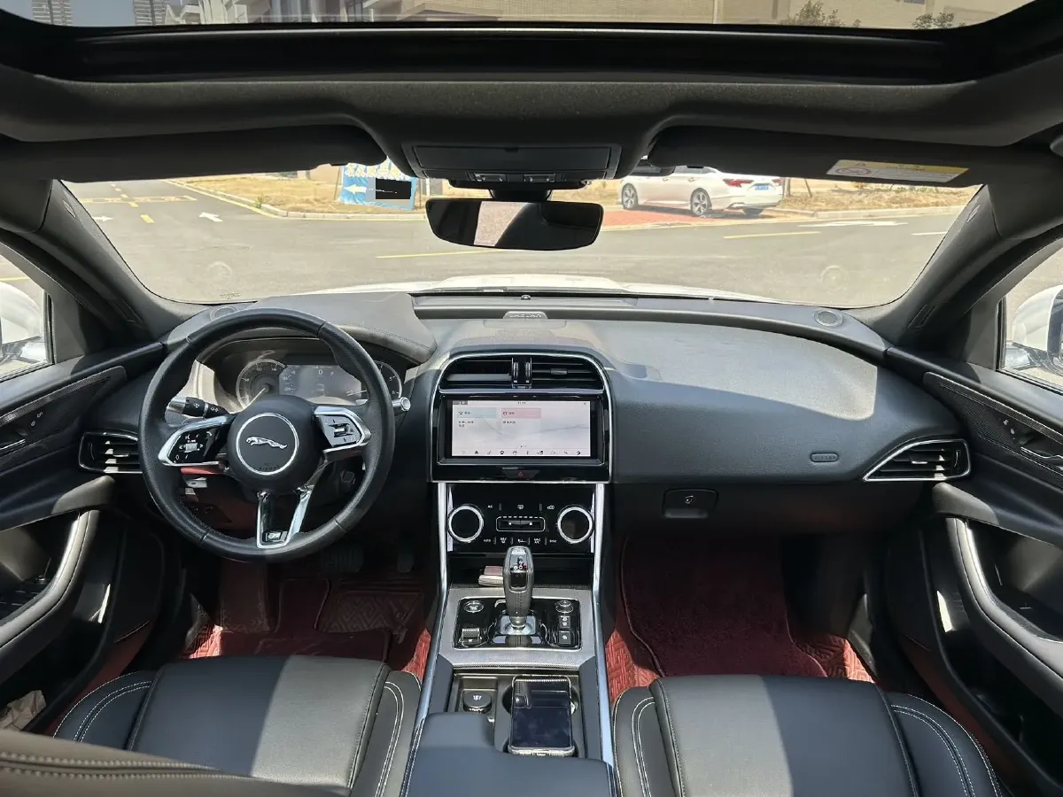 2020 Jaguar XEL 2.0T 200HP L4 8AT,autocango,china used car exporter,china ev exporter,chinese used car exporter,chinese used ev exporter