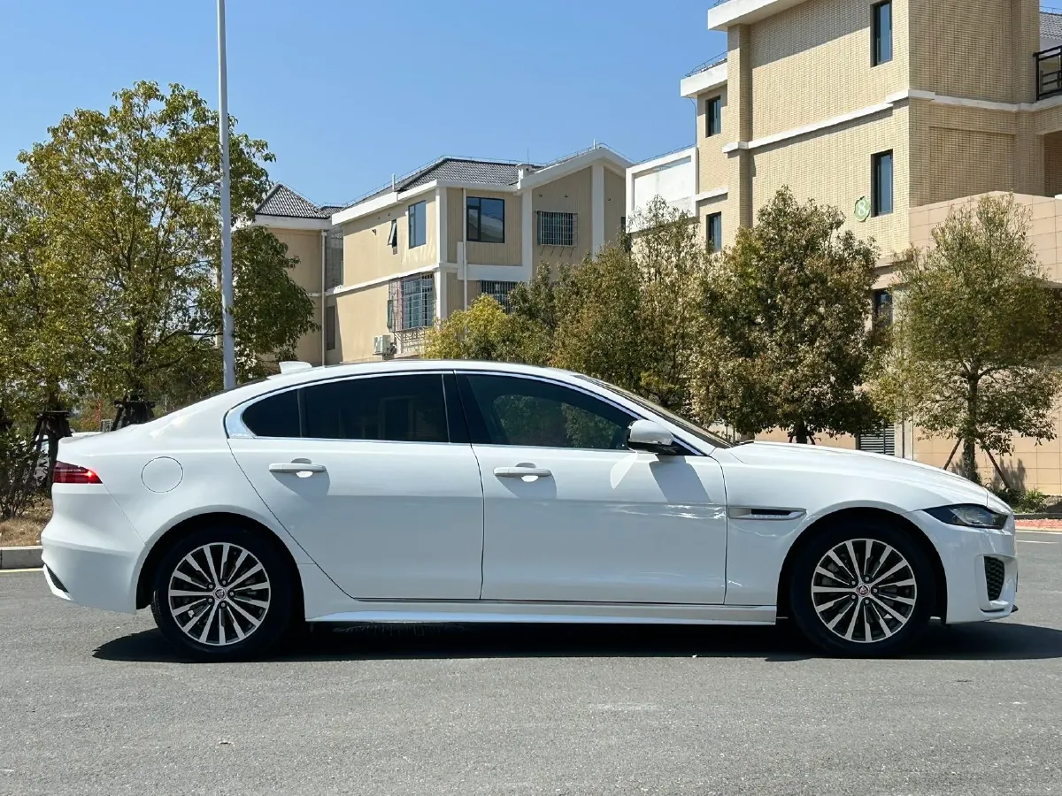 2020 Jaguar XEL 2.0T 200HP L4 8AT,autocango,china used car exporter,china ev exporter,chinese used car exporter,chinese used ev exporter