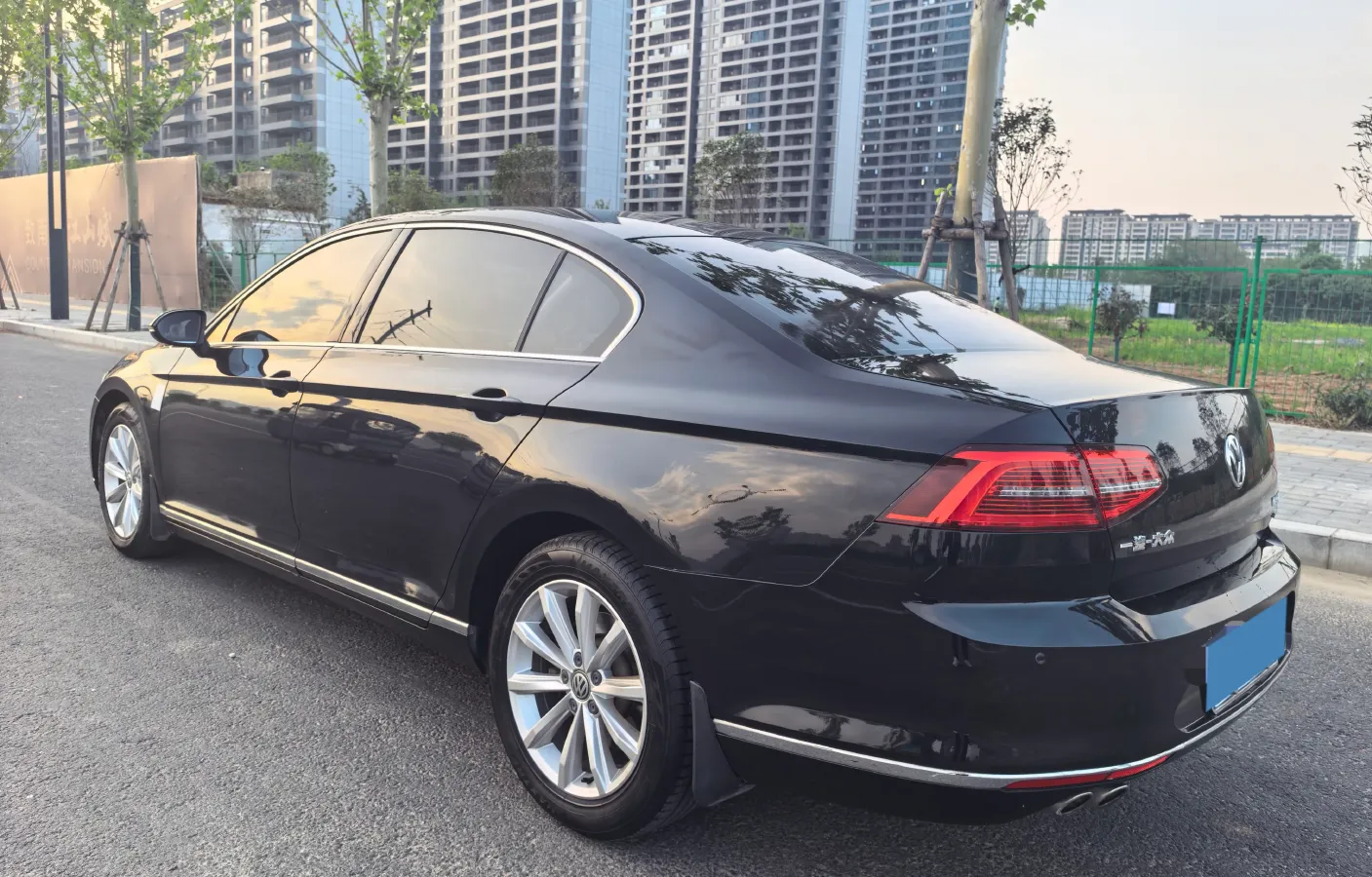 2018 Volkswagen Magotan 1.8T 180HP L4 7DCT,autocango,china used car exporter,china ev exporter,chinese used car exporter,chinese used ev exporter