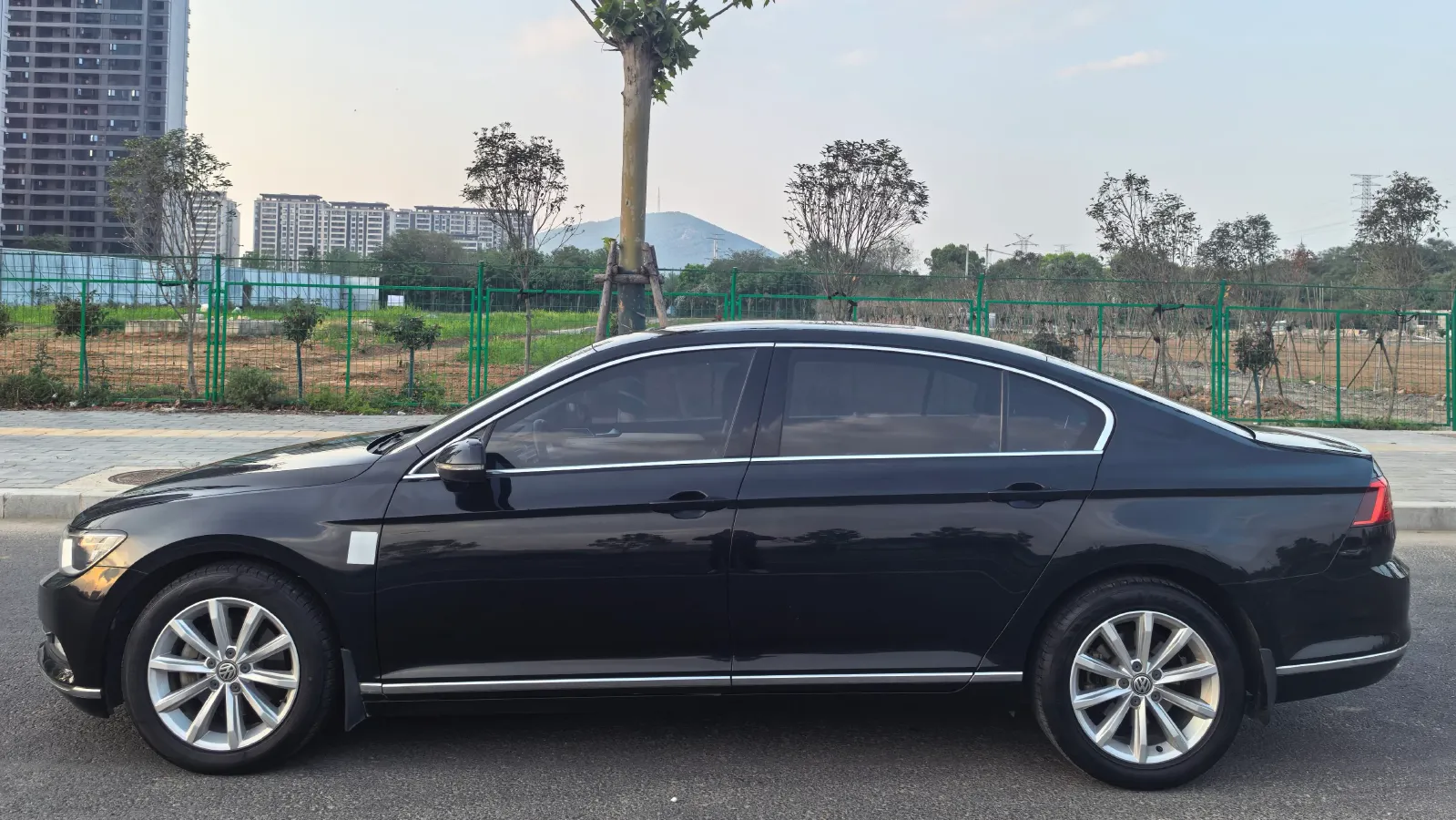 2018 Volkswagen Magotan 1.8T 180HP L4 7DCT,autocango,china used car exporter,china ev exporter,chinese used car exporter,chinese used ev exporter