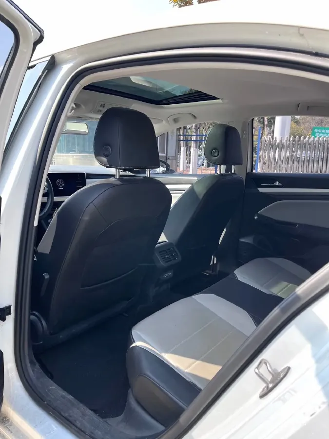 2023 Volkswagen Bora 1.2T 116HP L4 7DCT,autocango,china used car exporter,china ev exporter,chinese used car exporter,chinese used ev exporter