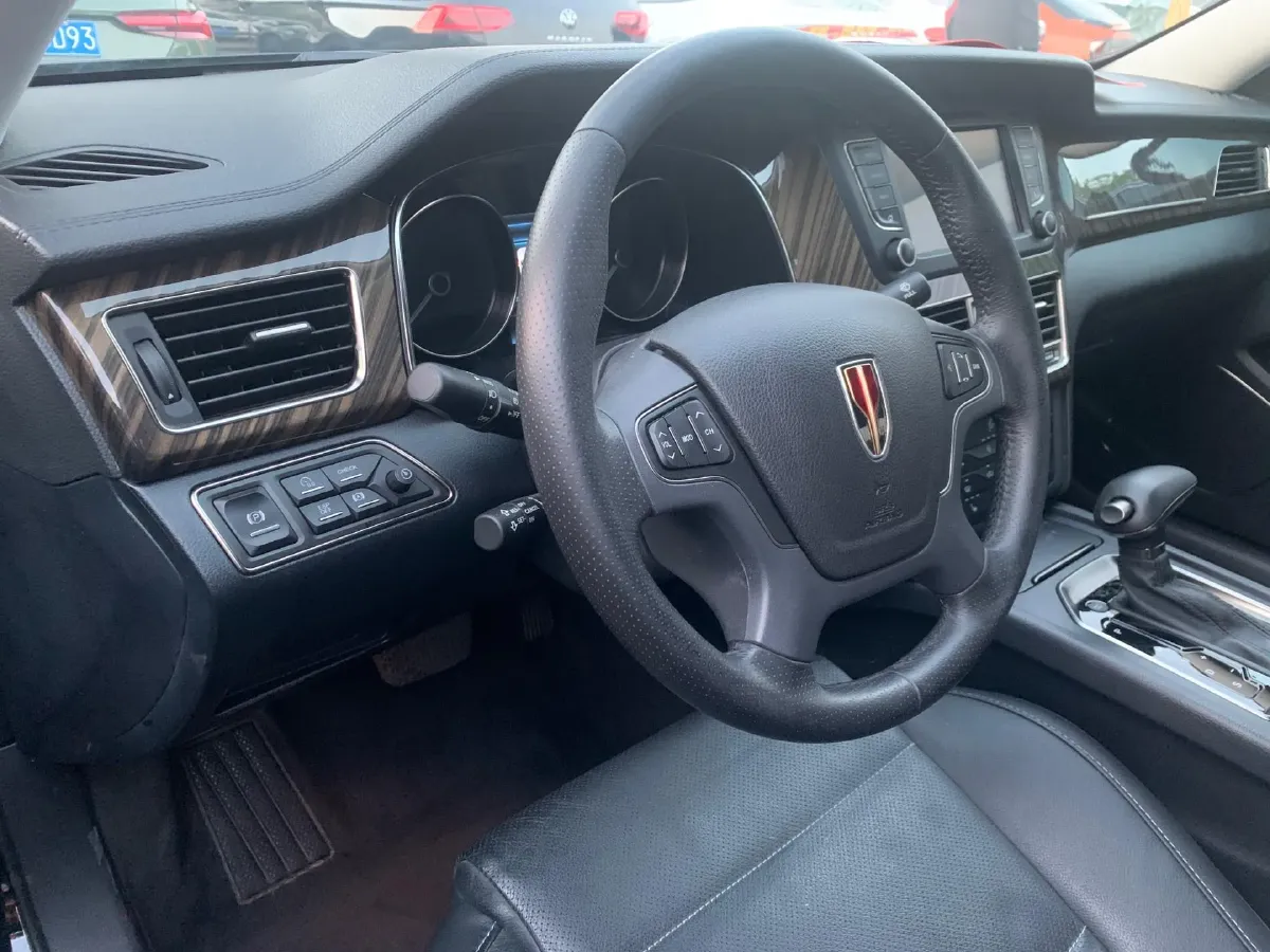 2021 HongQi H7 1.8T 188HP L4 6AT,autocango,china used car exporter,china ev exporter,chinese used car exporter,chinese used ev exporter