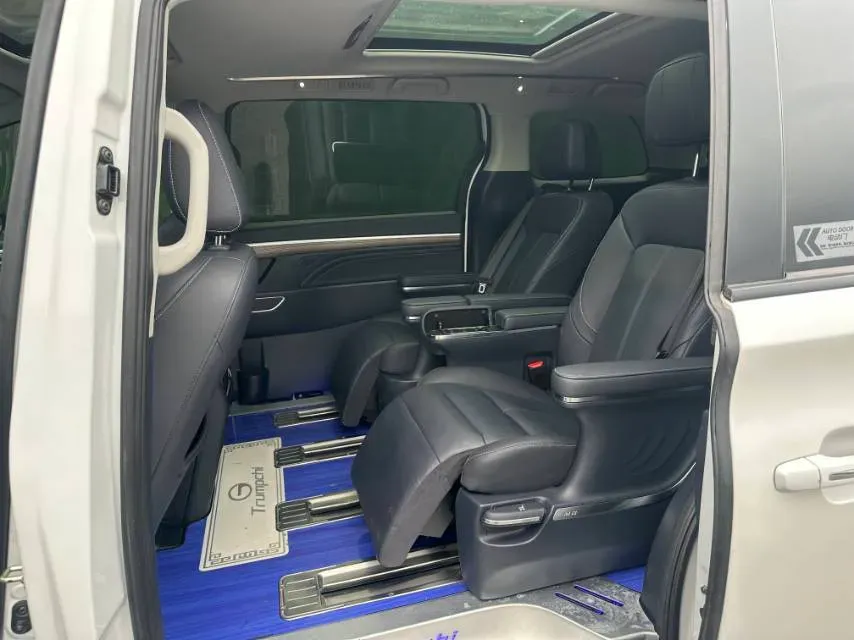 2021 GAC Trumpchi M8 2.0T 252HP L4 8AT,autocango,china used car exporter,china ev exporter,chinese used car exporter,chinese used ev exporter