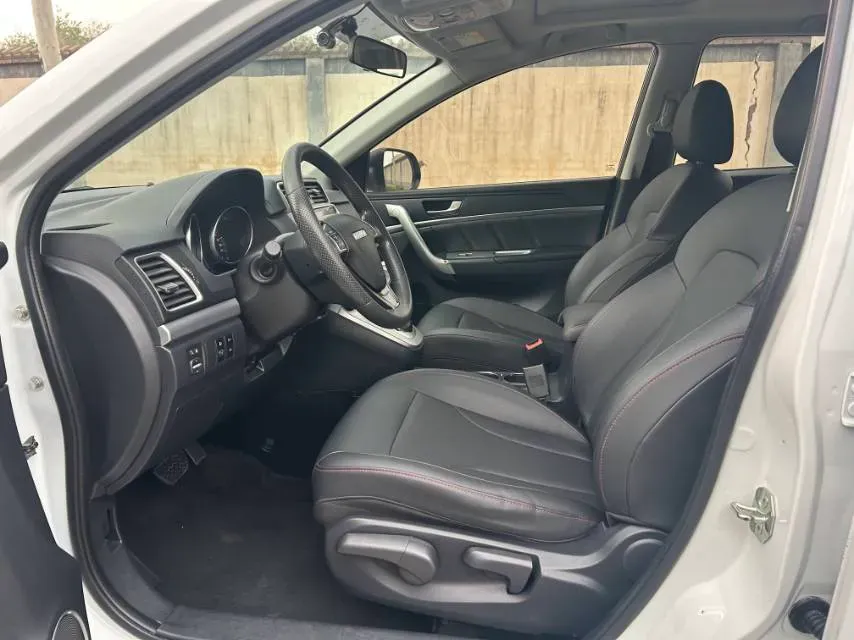 2019 Haval M6 1.5T 150HP L4 7DCT,autocango,china used car exporter,china ev exporter,chinese used car exporter,chinese used ev exporter