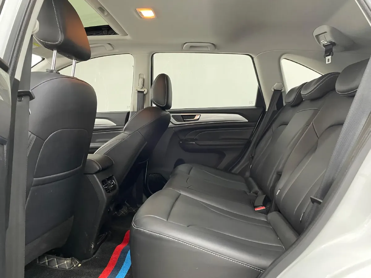 2021 Haval M6 1.5T 150HP L4 7DCT,autocango,china used car exporter,china ev exporter,chinese used car exporter,chinese used ev exporter