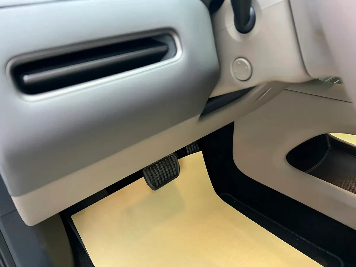 2025 Li i6 BEV,autocango,china used car exporter,china ev exporter,chinese used car exporter,chinese used ev exporter