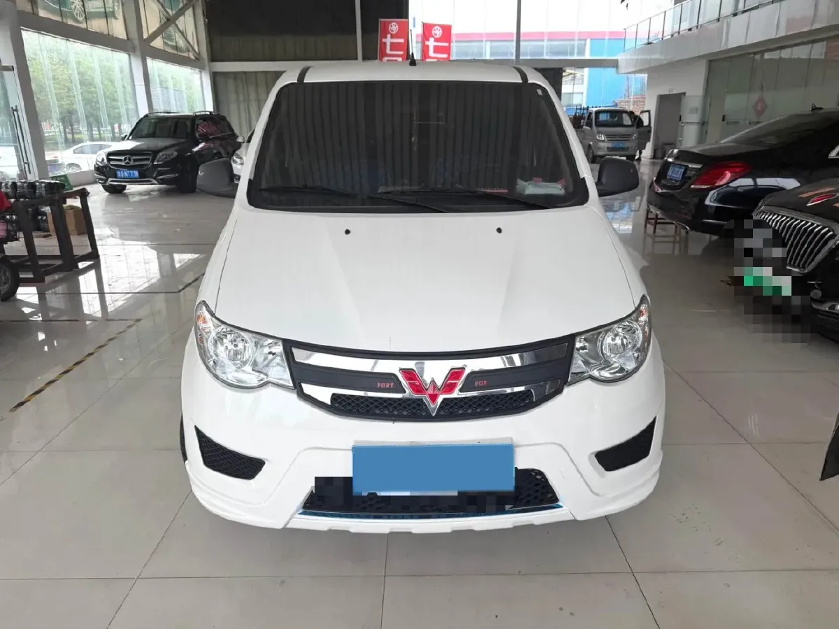 2021 Yema SiPaiKa 1.5L 109HP L4 5MT,autocango,china used car exporter,china ev exporter,chinese used car exporter,chinese used ev exporter