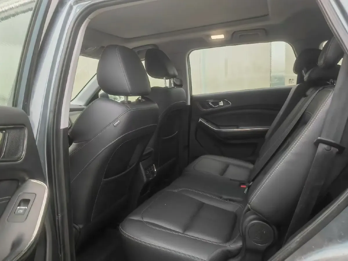 2018 Chery Tiggo 8 1.5T 147HP L4 6DCT,autocango,china used car exporter,china ev exporter,chinese used car exporter,chinese used ev exporter