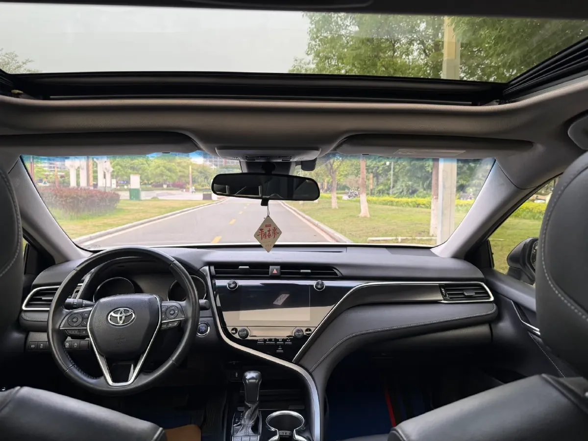 2019 Toyota Camry 2.0L 178HP L4 CVT,autocango,china used car exporter,china ev exporter,chinese used car exporter,chinese used ev exporter