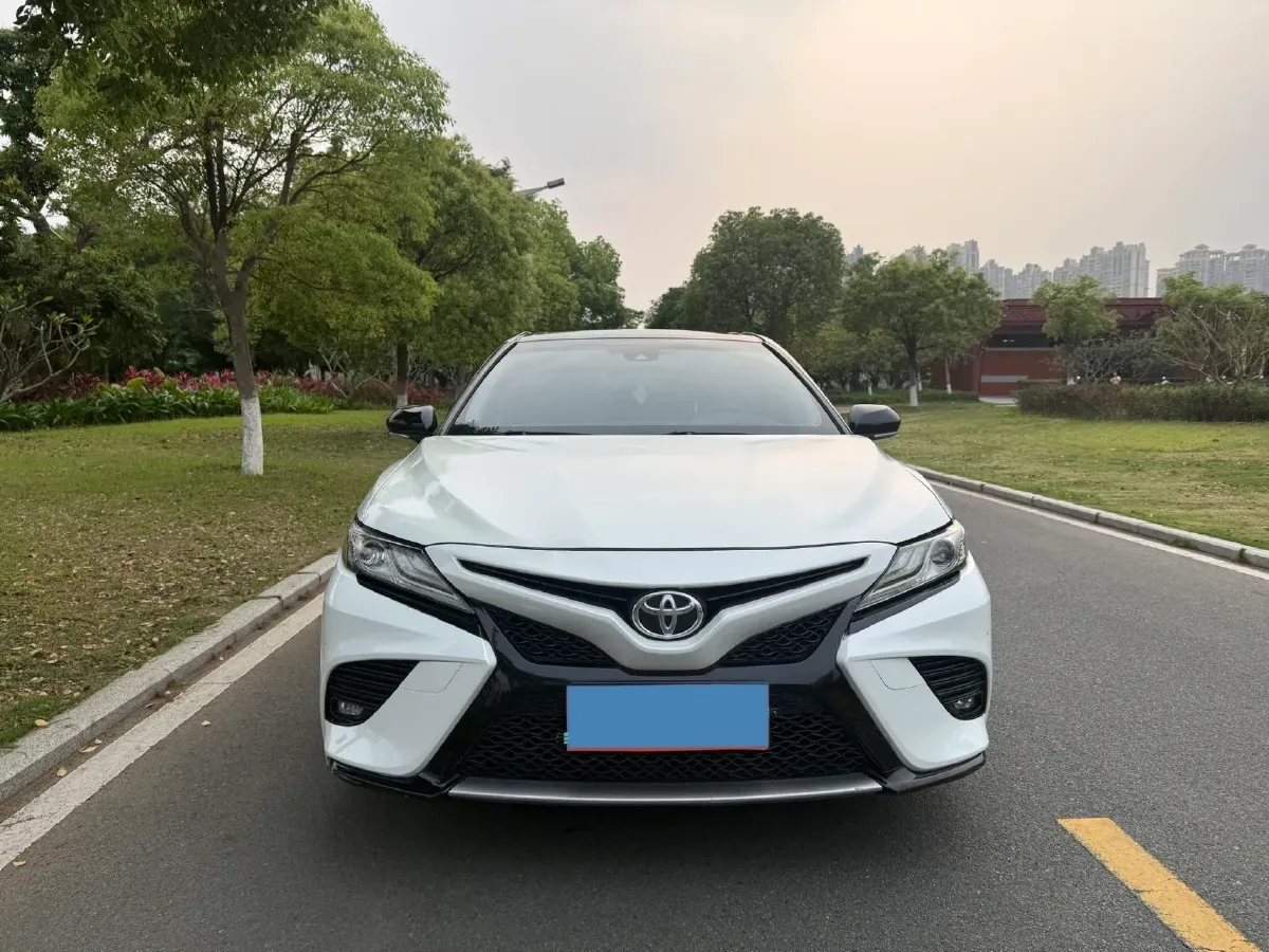2019 Toyota Camry 2.0L 178HP L4 CVT,autocango,china used car exporter,china ev exporter,chinese used car exporter,chinese used ev exporter
