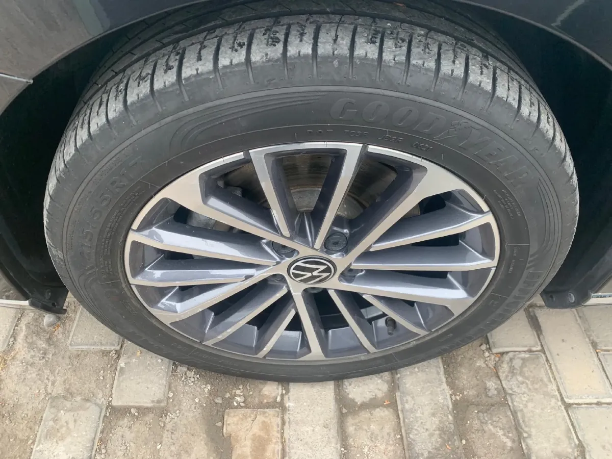 2020 Volkswagen Magotan 2.0T 186HP L4 7DCT,autocango,china used car exporter,china ev exporter,chinese used car exporter,chinese used ev exporter