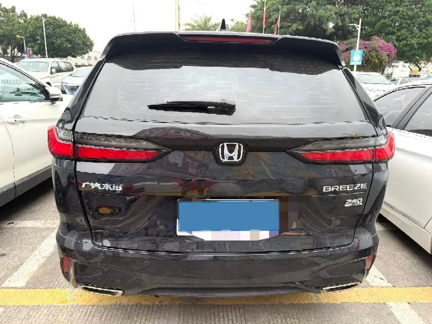 2023 Honda Breeze 1.5T 193HP L4 CVT,autocango,china used car exporter,china ev exporter,chinese used car exporter,chinese used ev exporter