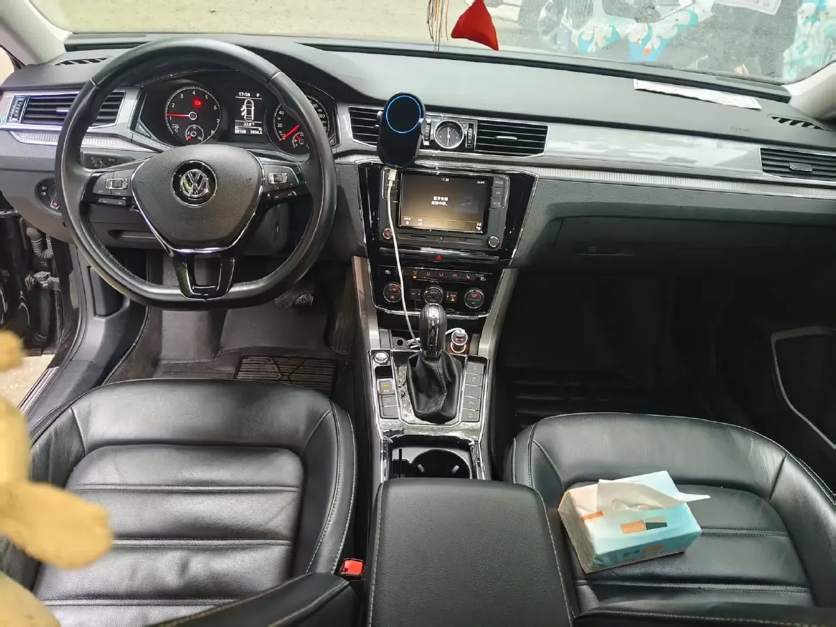 2017 Volkswagen Passat 1.4T 150HP L4 7DCT,autocango,china used car exporter,china ev exporter,chinese used car exporter,chinese used ev exporter