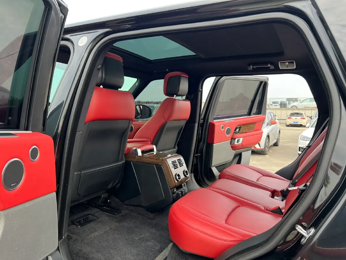 2018 Land Rover Range Rover 3.0T 381HP V6 8AT,autocango,china used car exporter,china ev exporter,chinese used car exporter,chinese used ev exporter