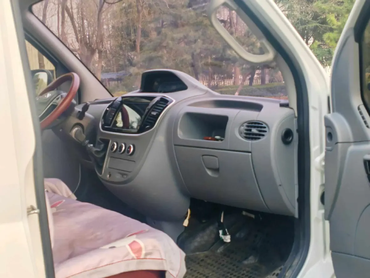 2020 Golden Dragon Sea Lion 1.8L 133HP L4 5MT,autocango,china used car exporter,china ev exporter,chinese used car exporter,chinese used ev exporter