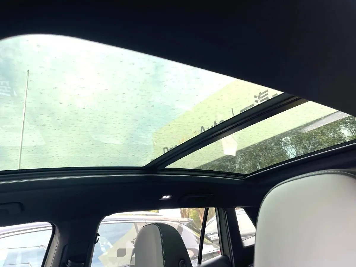 2025 Volkswagen Tayron 2.0T 220HP L4 7DCT,autocango,china used car exporter,china ev exporter,chinese used car exporter,chinese used ev exporter