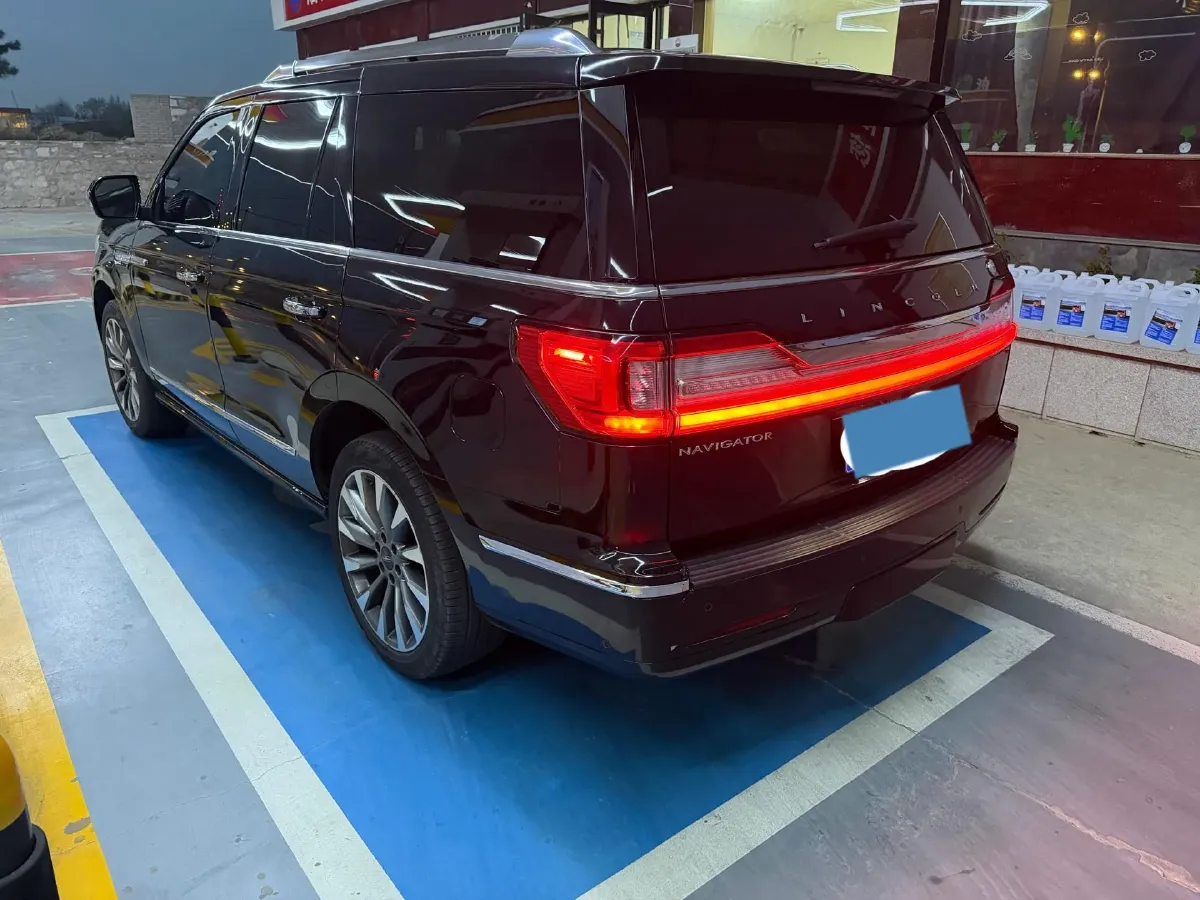 2019 Lincoln Navigator 3.5T 388HP V6 10AT,autocango,china used car exporter,china ev exporter,chinese used car exporter,chinese used ev exporter