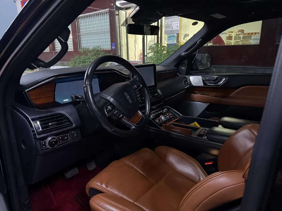 2019 Lincoln Navigator 3.5T 388HP V6 10AT,autocango,china used car exporter,china ev exporter,chinese used car exporter,chinese used ev exporter