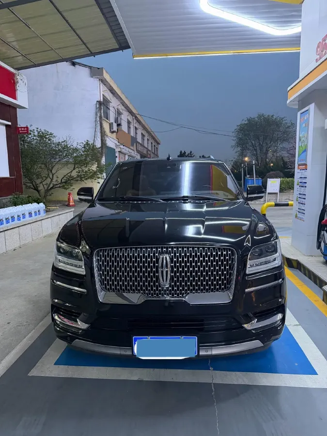2019 Lincoln Navigator 3.5T 388HP V6 10AT,autocango,china used car exporter,china ev exporter,chinese used car exporter,chinese used ev exporter