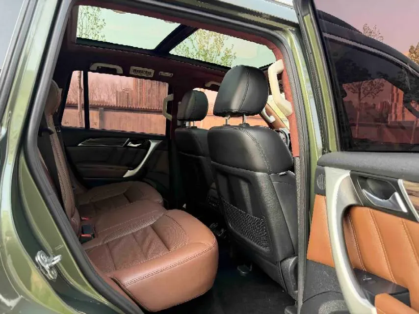 2017 Haval H9 2.0T 190HP L4 8AT,autocango,china used car exporter,china ev exporter,chinese used car exporter,chinese used ev exporter