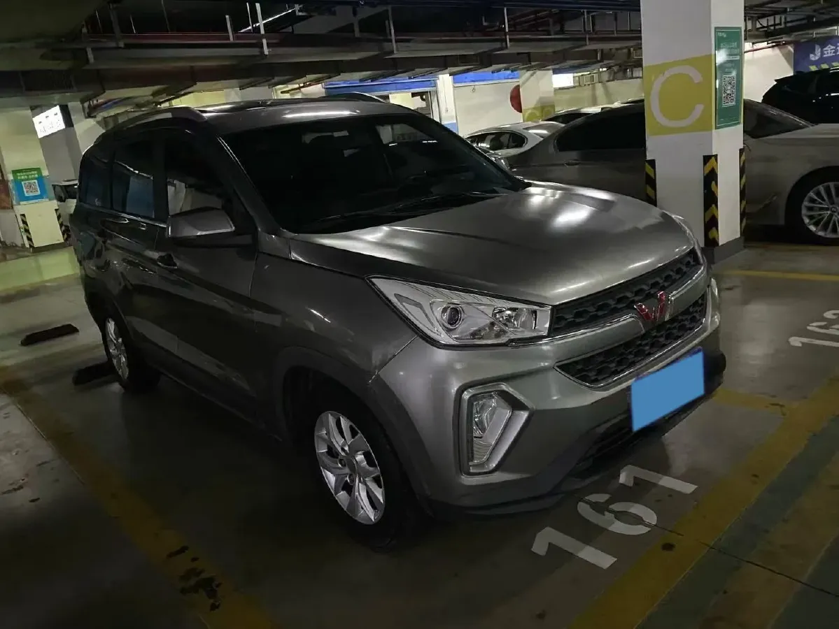 2018 WuLing HongGuang S3 1.5L 112HP L4 6MT,autocango,china used car exporter,china ev exporter,chinese used car exporter,chinese used ev exporter