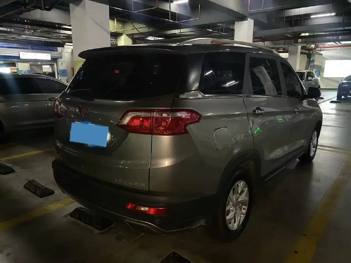 2018 WuLing HongGuang S3 1.5L 112HP L4 6MT,autocango,china used car exporter,china ev exporter,chinese used car exporter,chinese used ev exporter