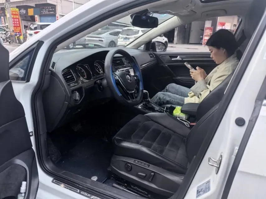 2018 Volkswagen Golf 1.4T 131HP L4 7DCT,autocango,china used car exporter,china ev exporter,chinese used car exporter,chinese used ev exporter